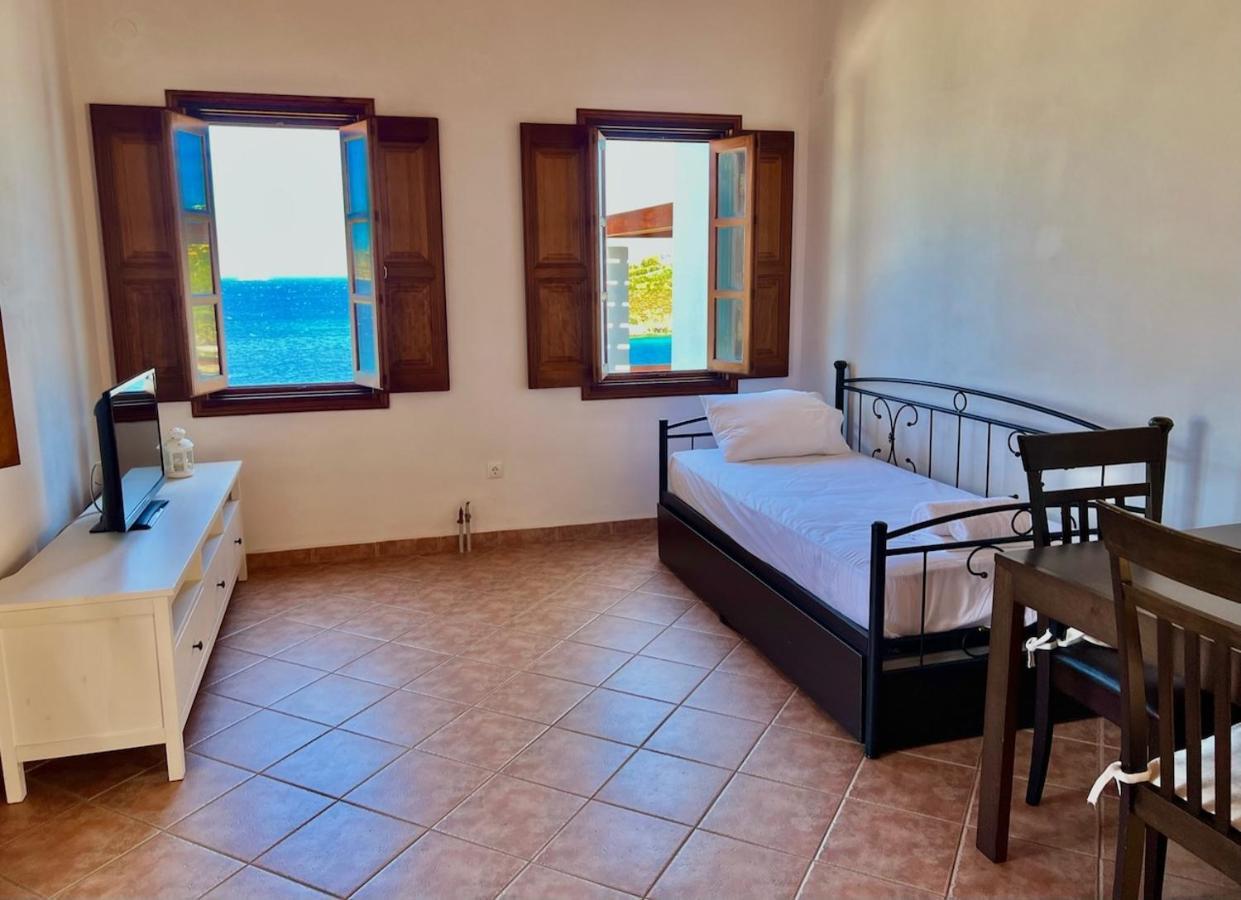 Litois Houses Patmos Sapsila Екстер'єр фото